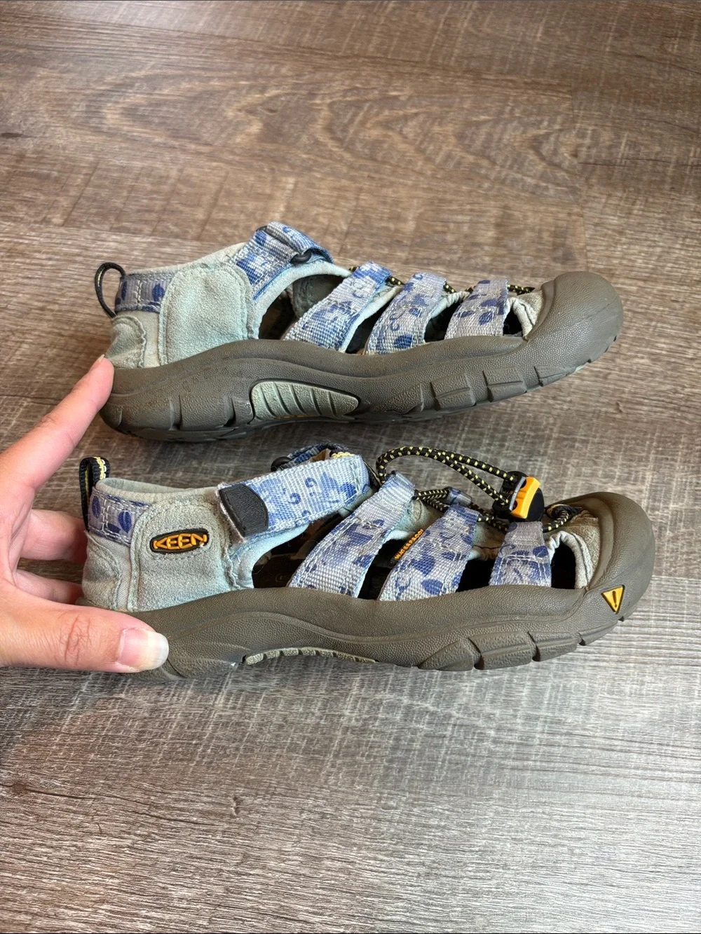 Keen Newport Blue Floral Waterproof Sandal Youth Size 3